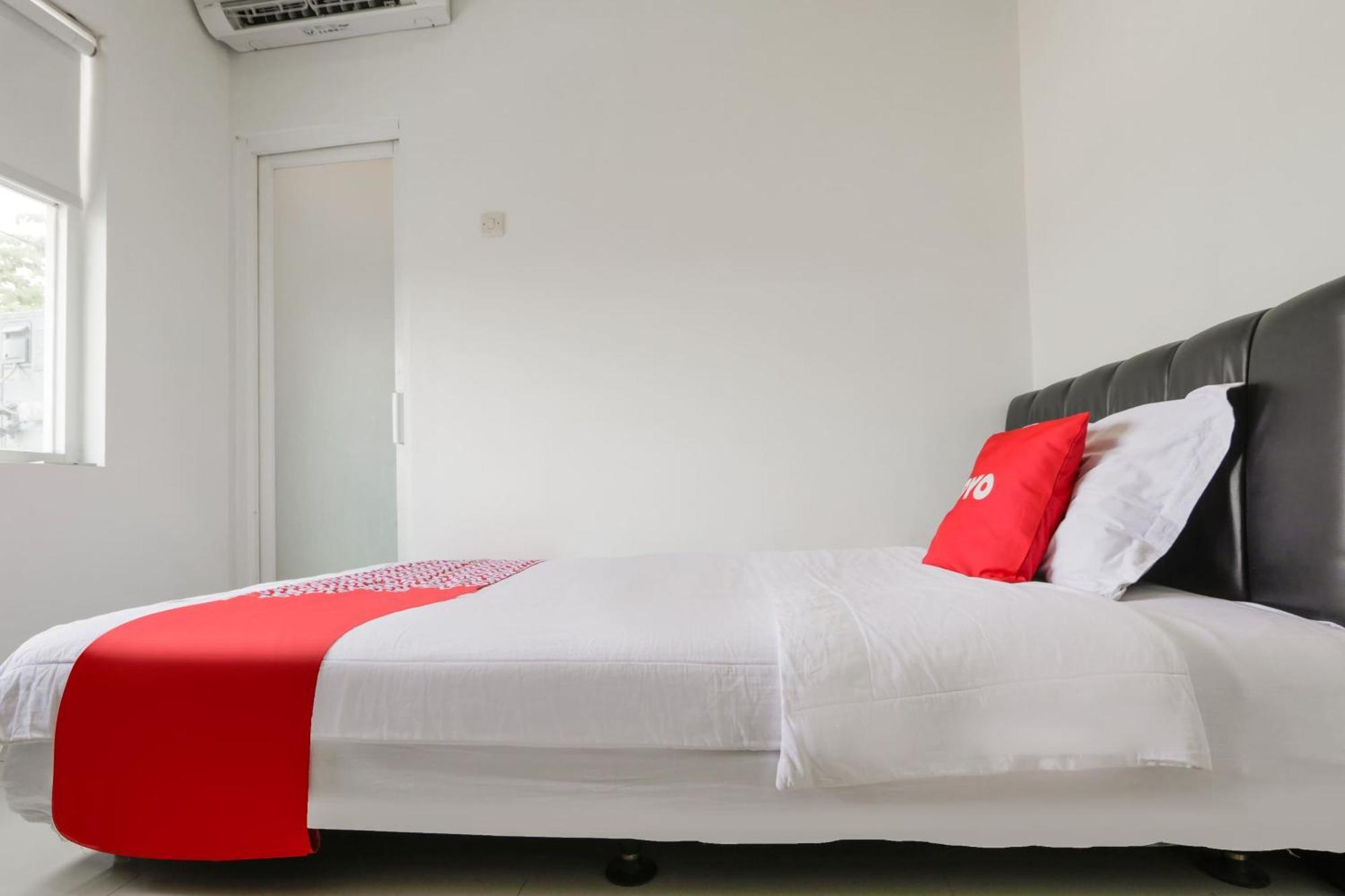 Super Oyo 3838 Tamansari Guest House Solo Екстериор снимка