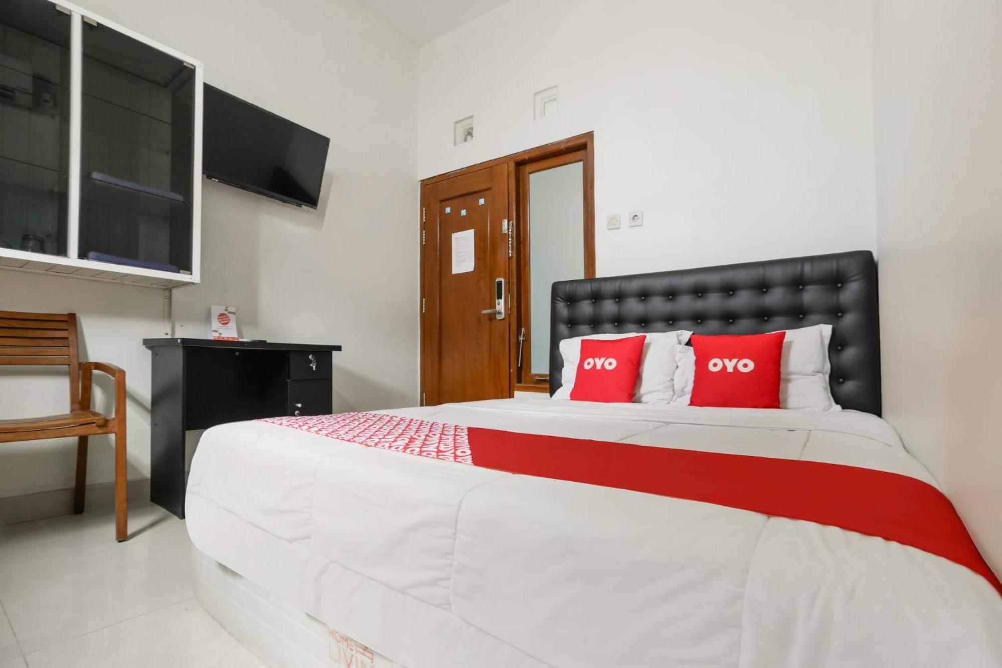 Super Oyo 3838 Tamansari Guest House Solo Екстериор снимка